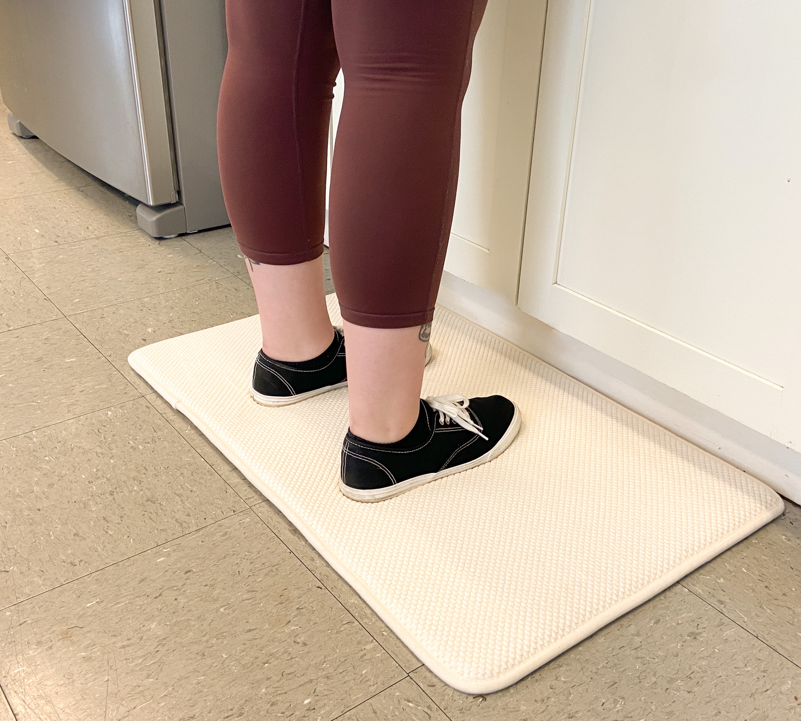 Harman Super Soft Large Size (20" x 32") Memory Foam Bathroom / Kitchen