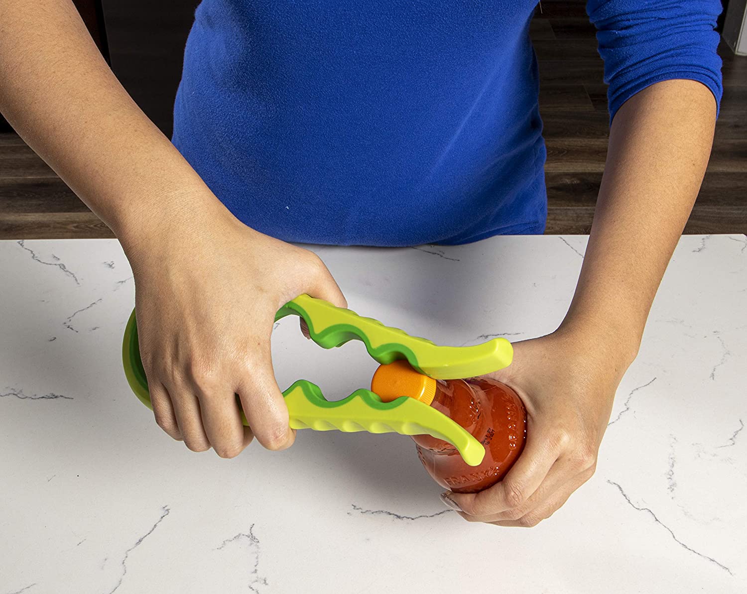 Easy Peasy Jar Wrench Open virtually any size lid with speed and ease