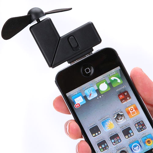 13 Deals - iPhone/Pod Fan - A Cooling Station Powered By Your iPhone/Pod!