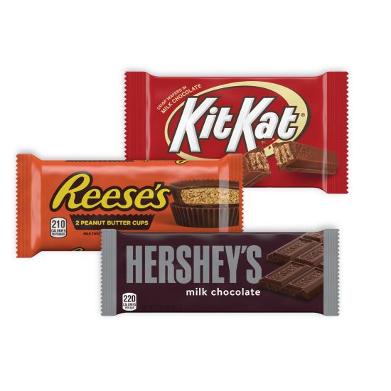 EIGHTEEN PACK of Assorted Candy Bars! 6 Full Size HERSHEY'S, 6 Full ...