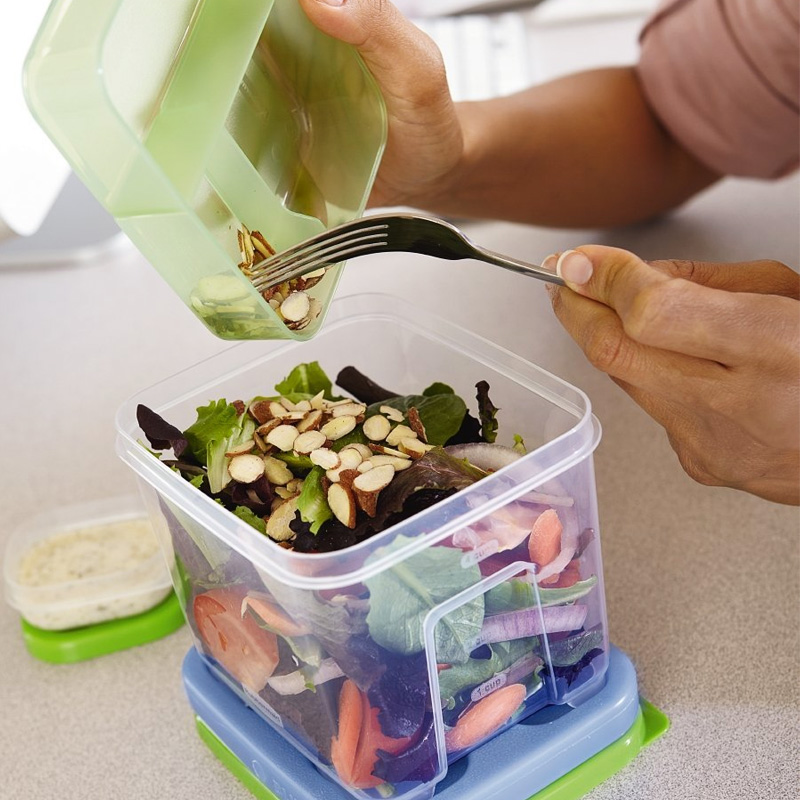 Rubbermaid Lunch Blox Salad Kit, with Topping Tray, and Dressing Container, Plastic Containers