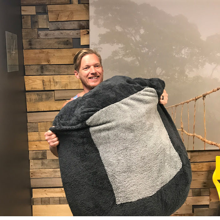 30" Snuggle Ball Dog Bed A Ball Of Softness For Your Pup To Nap On