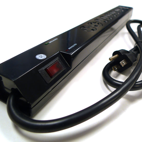 GE 7 Twist & Lock Outlets Surge Protector Protects Your Valuable